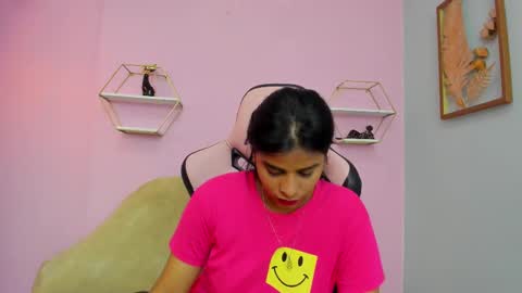 jazmin  online show from October 6, 2025, 11:07 am