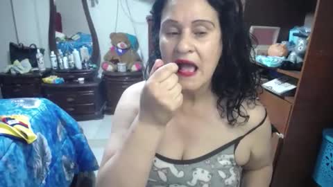 Snapshot of jazmin_rios chatting on May 28, 2026, 11:29 am jazmim online show from May 28, 2026, 11:29 am