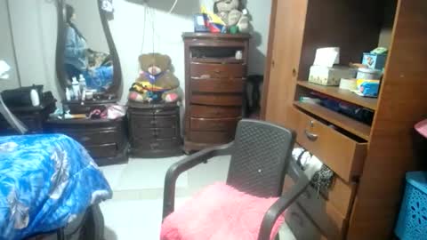 Snapshot of jazmin_rios chatting on June 8, 2026, 8:20 pm jazmim online show from June 8, 2026, 8:20 pm