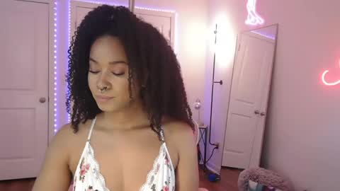 Jazmine Fox online show from February 16, 2026, 6:04 pm