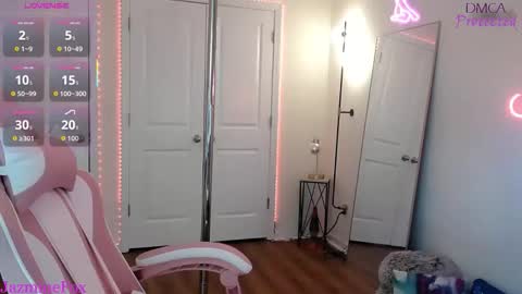 Jazmine Fox online show from March 5, 2026, 7:21 pm