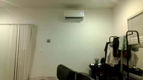 Jazzystelo online show from September 15, 2025, 7:30 am