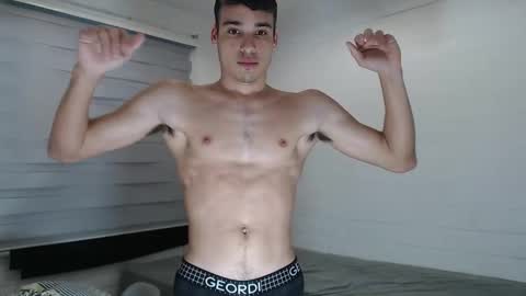 Lin online show from September 21, 2025, 3:08 am