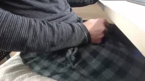 jc200000 online show from November 17, 2025, 6:14 pm