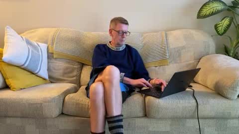 Jon online show from November 26, 2025, 3:02 pm