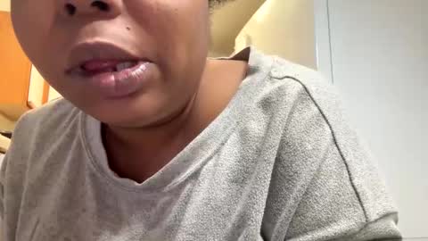 JCCaramelbarbie online show from January 20, 2025, 6:43 pm