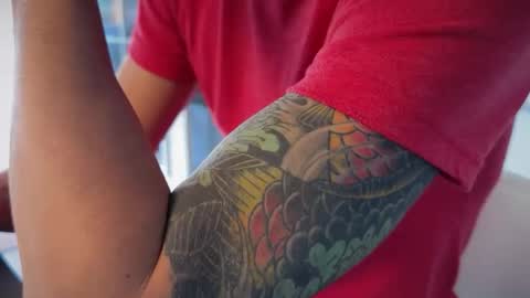 jclimbs online show from November 27, 2025, 9:28 pm