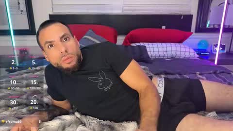 Snapshot of jcmax305 chatting on December 5, 2025, 3:20 pm JcMax305 online show from December 5, 2025, 3:20 pm