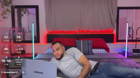 Snapshot of jcmax305 chatting on December 18, 2025, 4:18 am JcMax305 online show from December 18, 2025, 4:18 am