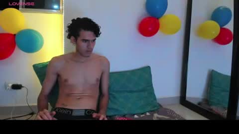 Snapshot of jean_and_paulxl chatting on June 19, 2026, 12:59 am JEAN PAUL online show from June 19, 2026, 12:59 am