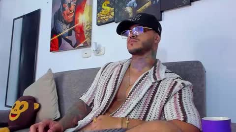 Jean  axelcrow       Modelo Independiente online show from January 7, 2025, 6:48 am