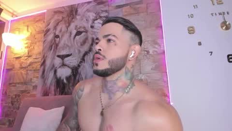 Jean  axelcrow       Modelo Independiente online show from November 20, 2025, 5:07 am