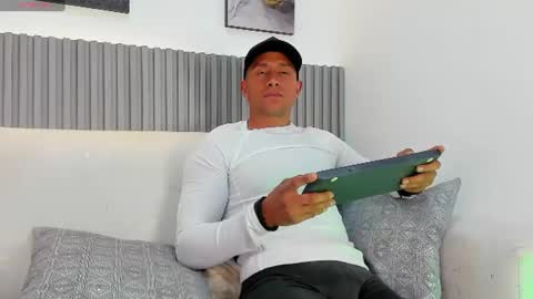 JEAN online show from June 16, 2026, 8:11 pm