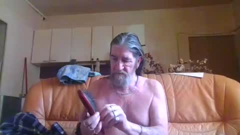 Snapshot of jeanclaude1959 chatting on August 6, 2026, 9:33 am jeanclaude1959 online show from August 6, 2026, 9:33 am