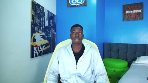 Snapshot of jeandante_ chatting on July 11, 2026, 6:43 pm Jeandante online show from July 11, 2026, 6:43 pm