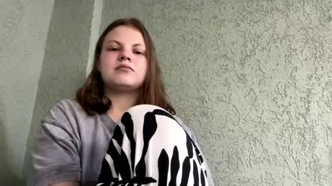Snapshot of jeannejenkins chatting on May 18, 2026, 4:35 pm Alice online show from May 18, 2026, 4:35 pm