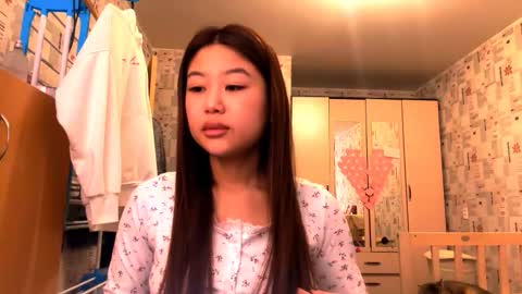 jeannettavidro online show from November 9, 2025, 1:31 pm