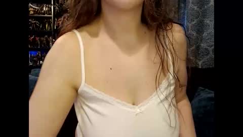 jeannie_69_andahalf online show from March 27, 2026, 3:34 pm