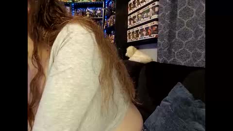 jeannie_69_andahalf online show from April 8, 2026, 12:32 am