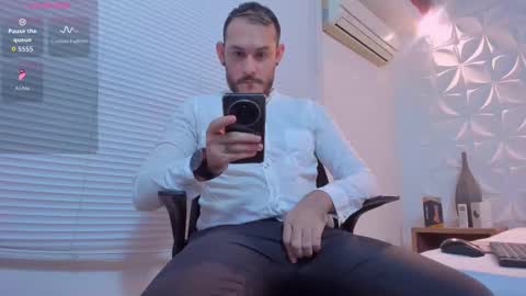 Jeanpiere online show from November 11, 2025, 3:06 am