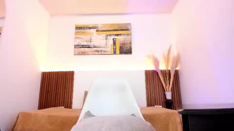 Snapshot of jeanys_sneider chatting on June 16, 2026, 2:25 am Jeays online show from June 16, 2026, 2:25 am