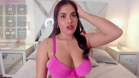 Jeen Taylor online show from January 25, 2025, 10:18 pm