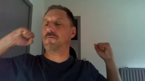 Snapshot of jef74700 chatting on August 5, 2026, 5:43 am Jrme online show from August 5, 2026, 5:43 am