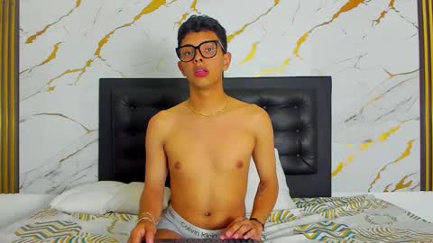 JEFF WALKER online show from November 30, 2025, 7:07 pm