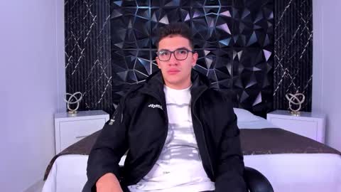 Jeff online show from November 14, 2025, 8:51 pm