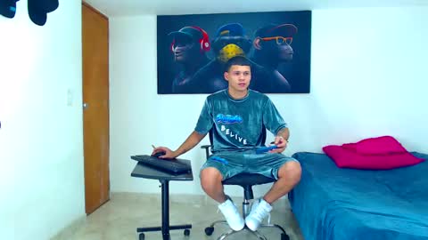 jeffer21_hot online show from January 9, 2025, 6:06 am