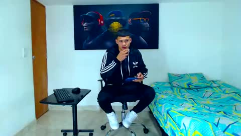 jeffer21_hot online show from January 25, 2025, 4:02 am