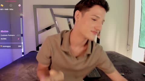 jei_7m online show from December 12, 2024, 8:10 pm