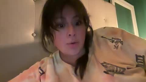 Snapshot of jellybeanin chatting on January 29, 2025, 1:17 pm Jelli online show from January 29, 2025, 1:17 pm