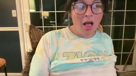 Snapshot of jellybeanin chatting on October 4, 2025, 6:00 am Jelli online show from October 4, 2025, 6:00 am