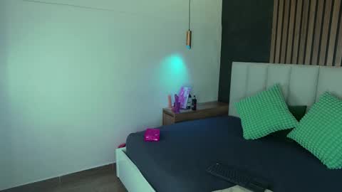 Snapshot of jenacooper__ chatting on September 27, 2025, 2:27 am Jena online show from September 27, 2025, 2:27 am