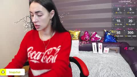 Snapshot of jeniferstone chatting on December 16, 2024, 6:10 am Kira online show from December 16, 2024, 6:10 am