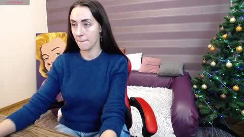 Snapshot of jeniferstone chatting on January 10, 2025, 6:53 am Kira online show from January 10, 2025, 6:53 am