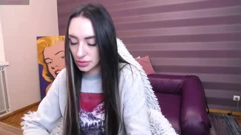 Kira online show from April 13, 2026, 6:41 am