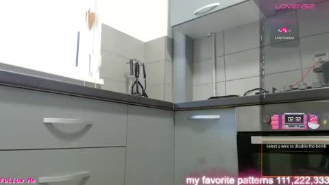 jen online show from November 19, 2025, 7:19 am