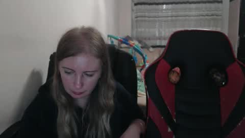 JenisAndPeter online show from October 12, 2025, 6:18 pm