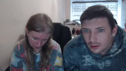 JenisAndPeter online show from November 27, 2025, 7:43 am