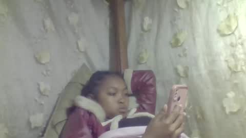 Snapshot of jenisca123 chatting on October 12, 2025, 6:18 pm jenisca123 online show from October 12, 2025, 6:18 pm