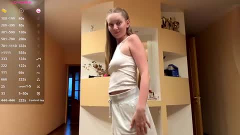 Jen online show from July 21, 2026, 4:31 pm