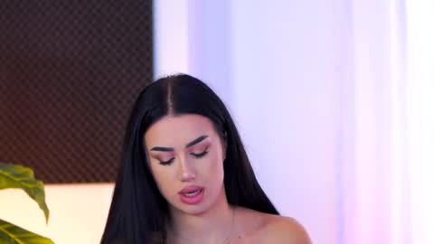 jenna_day online show from October 21, 2025, 9:10 am