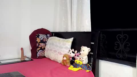  Isabella  online show from March 5, 2026, 7:04 am