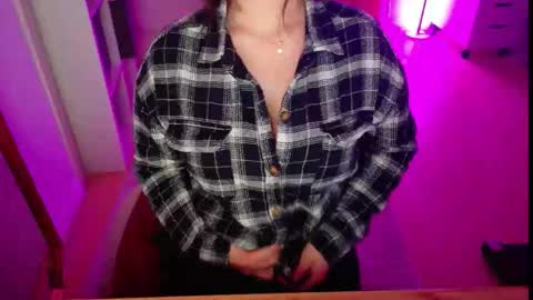 jennasxy19 online show from November 1, 2025, 7:27 pm