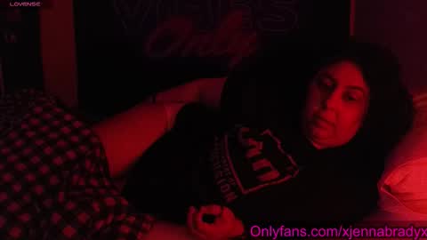  Dragon Queen. Be my Dragon --  and  online show from December 1, 2025, 12:21 pm