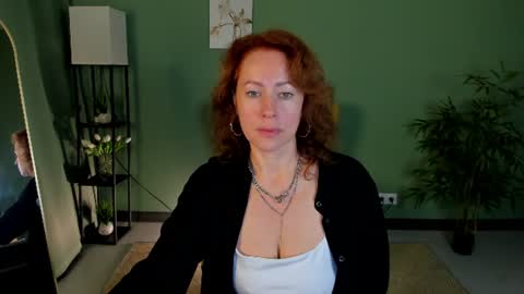 Snapshot of jennali1 chatting on June 17, 2026, 4:04 am Jenna online show from June 17, 2026, 4:04 am