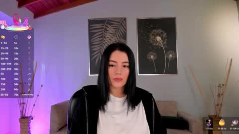 Snapshot of jennaolson chatting on November 17, 2025, 11:49 am Jenna Olson online show from November 17, 2025, 11:49 am