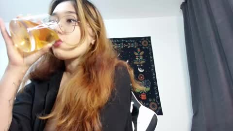 JENNA online show from October 4, 2025, 2:37 pm